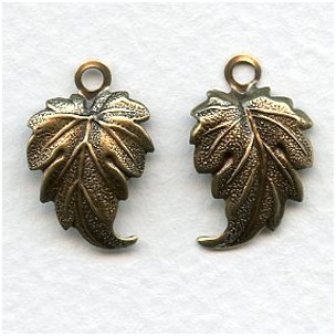 detailed-leaf-pendants-oxidized-brass-21mm