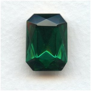 octagon-18x13mm-emerald-foiled-faceted-stone-1