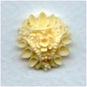 ^Ivory Carved Flower Resin Cabochons 18mm (2)