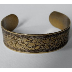 ^Floral Embossed Oxidized Brass Cuff 19mm (1)