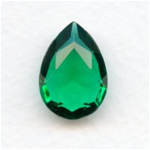 Emerald Glass Pear Shape Jewelry Stone 18x13mm