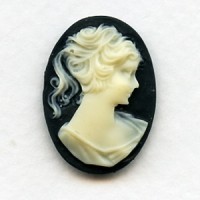 Cameos Girl with Ponytail Ivory on Jet 25x18mm