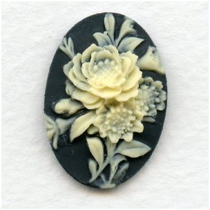 Cameos Ivory on Black Flower Bouquet 25x18mm (3)