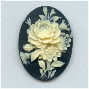 ^Flower Bouquet Cameo Ivory on Jet 40x30mm (1)