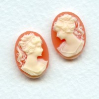 Cameos Girl in a Ponytail 18x13mm Ivory on Carnelian (3R-3L)