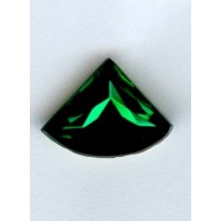 Emerald Glass Fan Shape Jewelry Stones 18x13mm with foil (2)