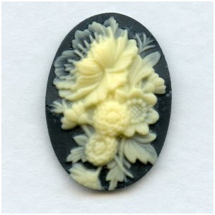 Flower Bouquet Cameos Ivory on Black 25x18mm 