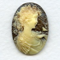 Girl with Nightingale Cameos Ivory on Brown 25x18mm (3)