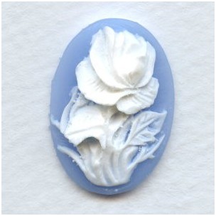 ^Cameos White Rose on Blue Background 25x18mm
