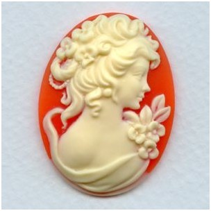 ^Girl with Flowers Cameo Ivory on Carnelian 40x30mm (1)