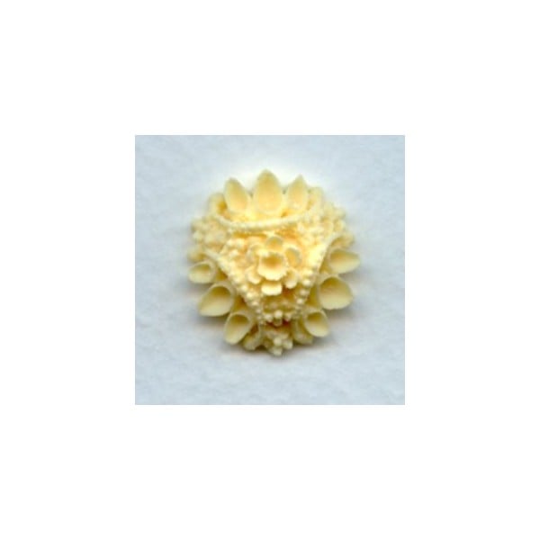 ^Ivory Carved Flower Resin Cabochons 18mm (2)