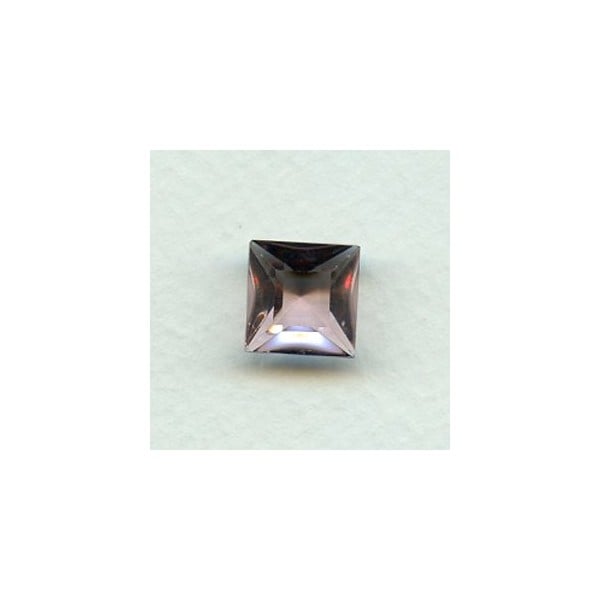 ^Square Light Amethyst Pointed Back Stones 12x12mm