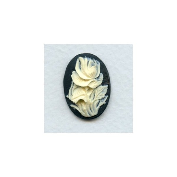 ^Cameos Ivory Rose on Black Background 25x18mm