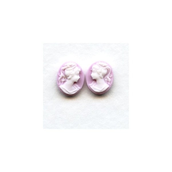 Cameos Girl in a Ponytail White on Lavender 10x8mm