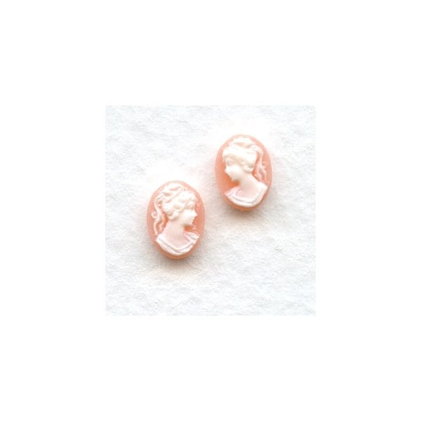 Cameos Girl in a Ponytail Ivory on Angel Skin 8x6mm