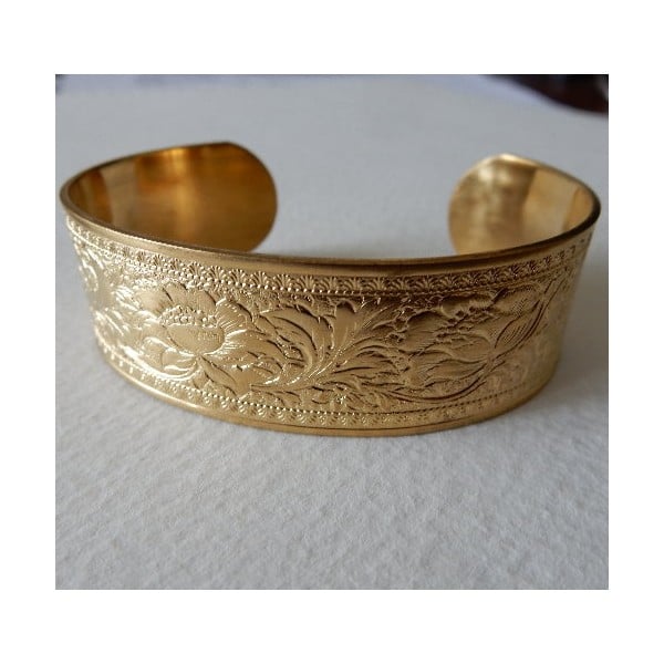 Floral Embossed Raw Brass Cuff 19mm - Image 2
