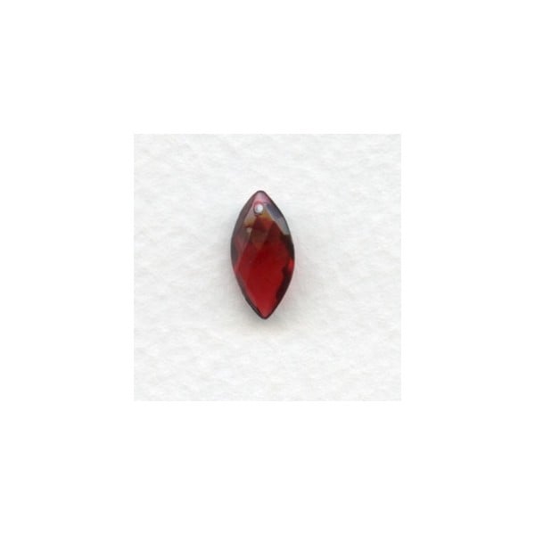 ^Briolette Marquis Garnet Glass Pendant 14x7mm
