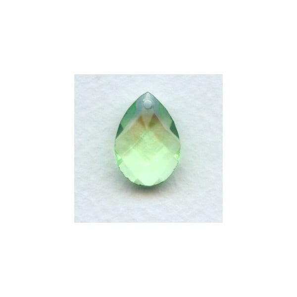 Briolette Brilliant Pear Shape 18x13mm Peridot Glass