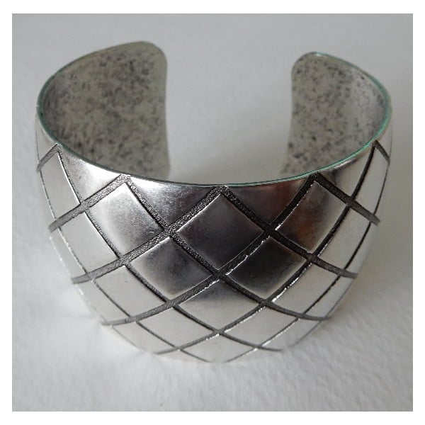 Quilted Texture 38mm Wide Cuff Oxidized Silver (1)