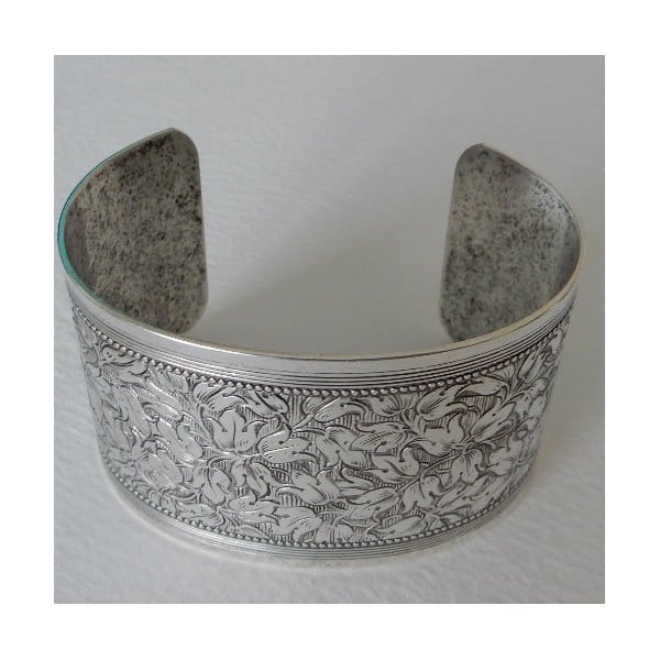 Floral Embossed Oxidized Silver Cuff 37mm (1)