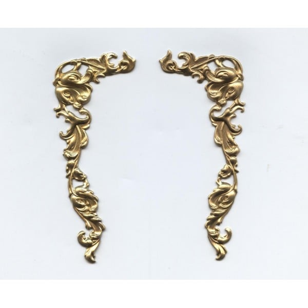 Corner Details Grand Victorian Style Raw Brass (1 pair)