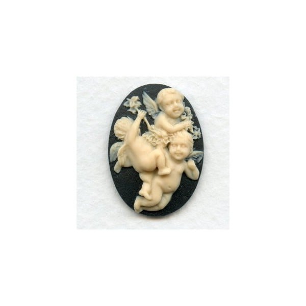 Cameos Cherubs at Play Beige on Black 25x18mm