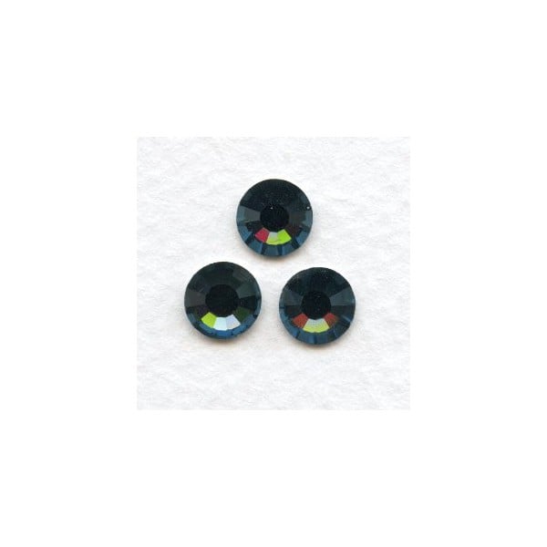 Round Montana Foiled Rhinestones Flat Back ss34